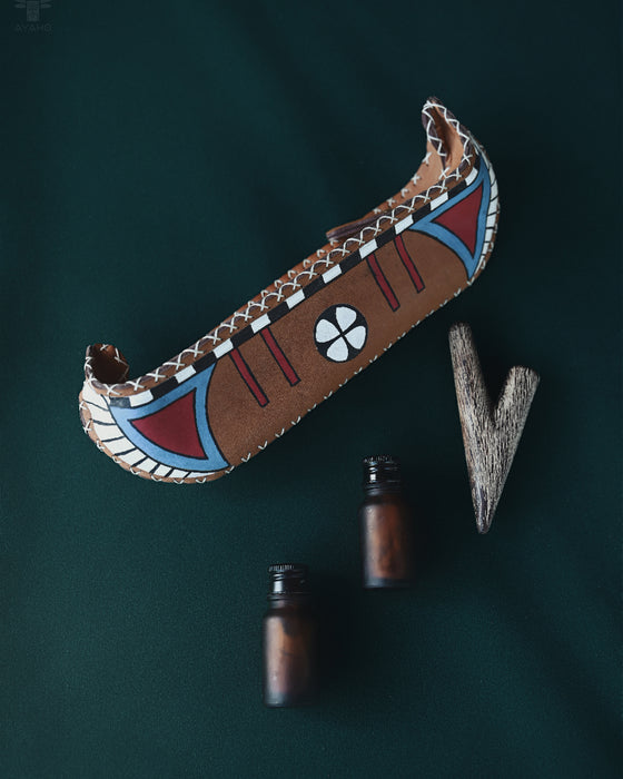 Spiritual shamanic pouch made of soft buffalo leather, designed to hold amulets, jewelry, and ceremonial tools.