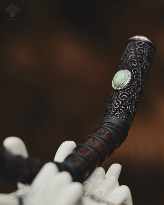 Premium Balinese hand-carvings Tepi