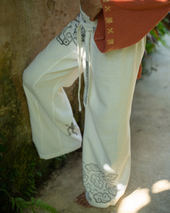 Handcrafted with attention to detail, Pants “The Spirit of Freedom”, Off White COTTON embody sustainable and eco-friendly fashion.