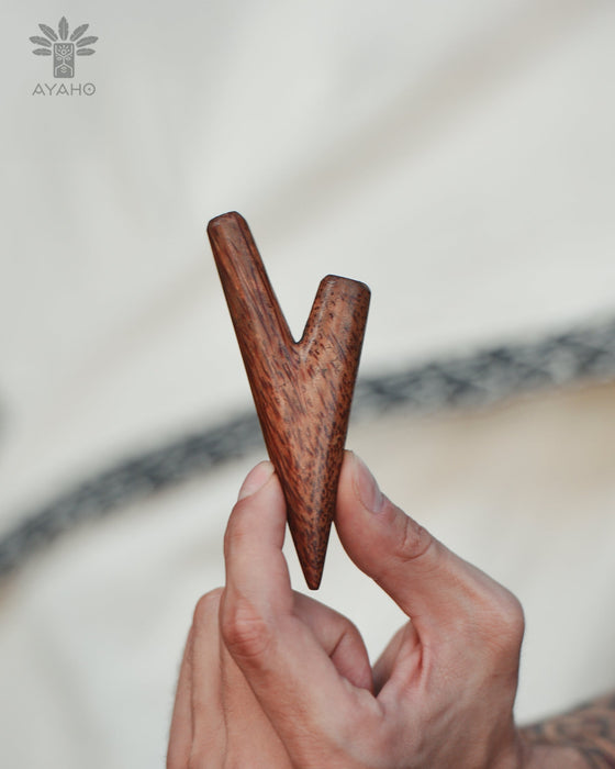 COCONUT WOOD KURIPE