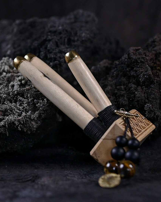 This "Double Shot" Kuripe applicator is made to serve both of your nostrils simultaneously when doing the Rapé ceremony on your own. Designed and made by the Ayaho House shaman workshop
