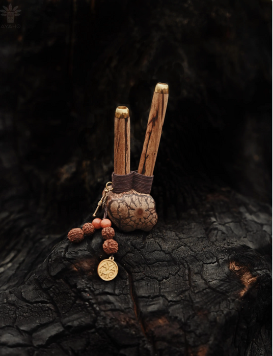 BANIAN wood Kuripe with bronze cups
