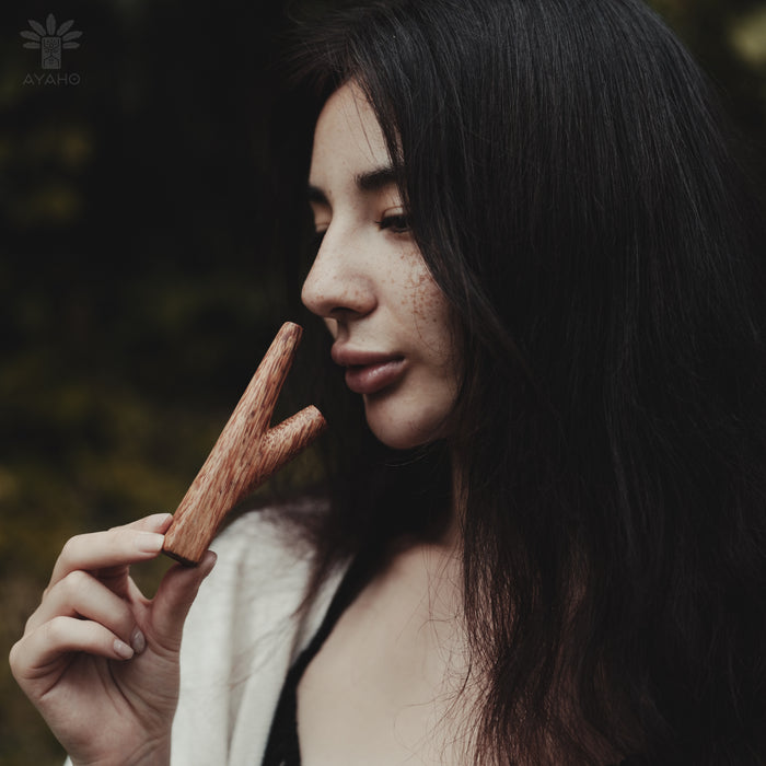 Hand-Carved Coconut Wood Kuripé