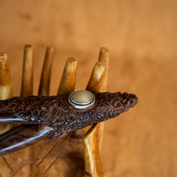 Rosewood Ethnic Pipe with Ye Ming Zhu Stone | Handcrafted Applicator for Ceremony