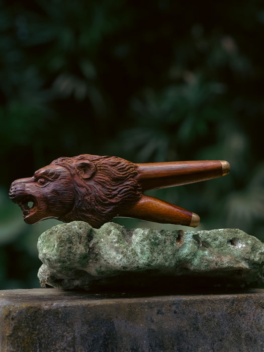 Lion Kuripe Pipe: Rosewood Hape Snuff Applicator - Shamanic Tool
