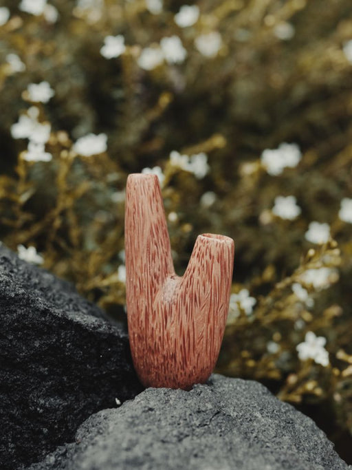 Coconut Wood Kuripé Model U — handcrafted rapé pipe made from sustainable coconut wood