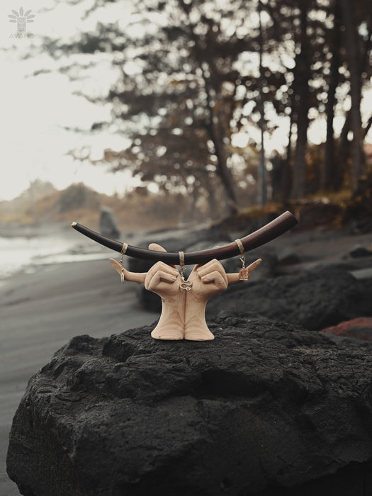 Rosewood Tepi with Bronze Cups – Handcrafted Rapé Applicator