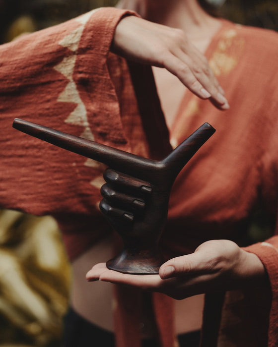 3D Hand-Shaped Tepi Kuripe