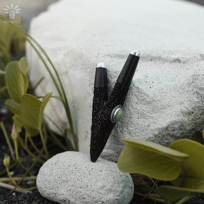 Rosewood Ethnic Pipe with Ye Ming Zhu Stone | Handcrafted Applicator for Ceremony