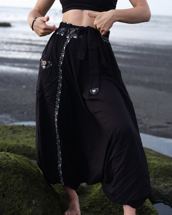 Alladine boho pants with white pattern