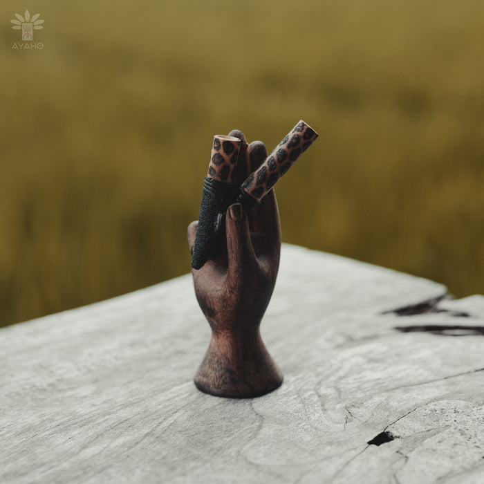 Bamboo Wood Kuripe with Stone + Spotted, crafted from high-quality bamboo, ensuring longevity and a natural aesthetic