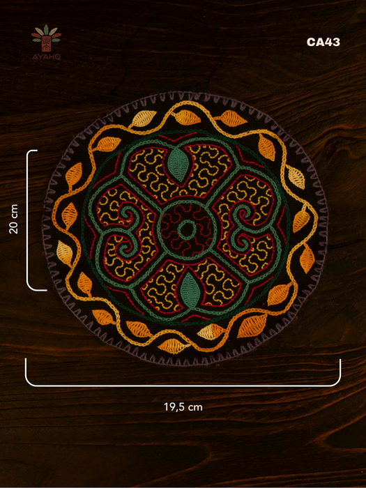 Hand-Embroidered Shipibo Altar Mat 20 cm