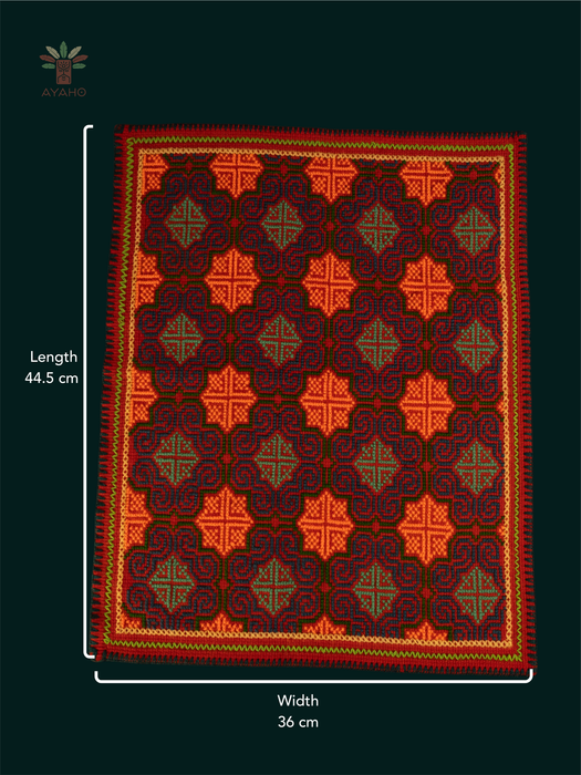 Hand-Embroidered Shipibo Altar Mat 44,5 cm