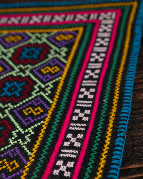 Hand-Embroidered Shipibo Altar Mat 49 cm
