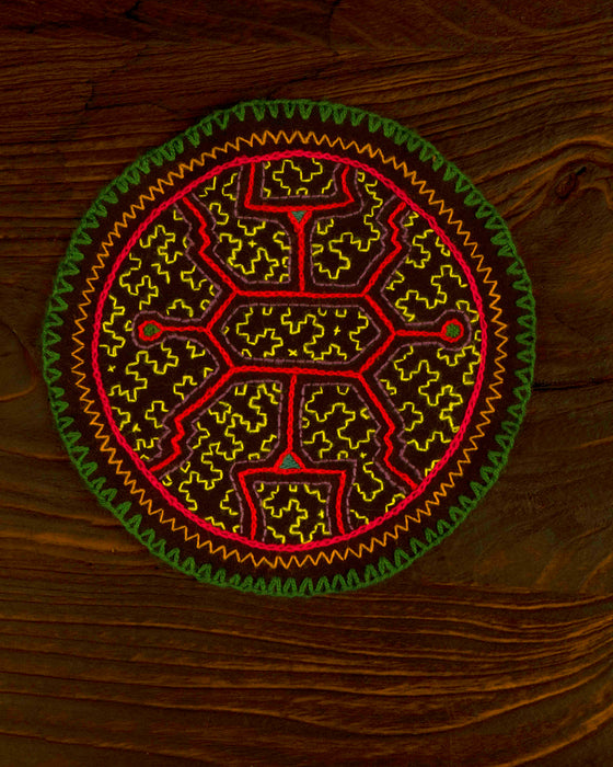 Hand-Embroidered Shipibo Altar Mat 16 cm