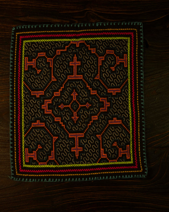 Hand-Embroidered Shipibo Altar Mat 34 cm