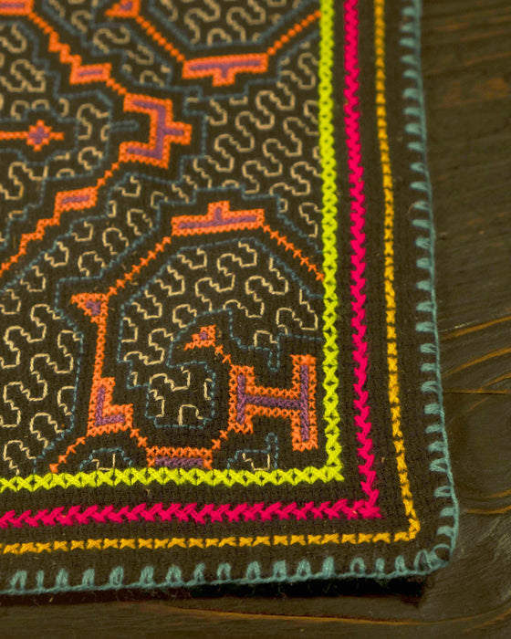 Hand-Embroidered Shipibo Altar Mat