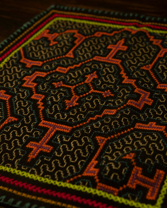 Hand-Embroidered Shipibo Altar Mat 34 cm