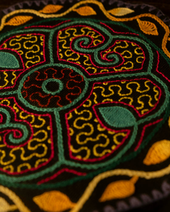 Hand-Embroidered Shipibo Altar Mat 20 cm