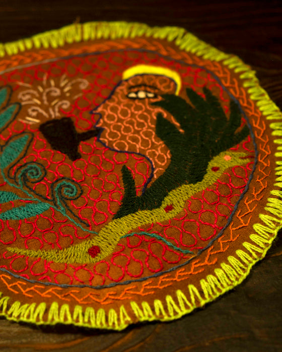 Hand-Embroidered Shipibo Altar Mat 20,5 cm