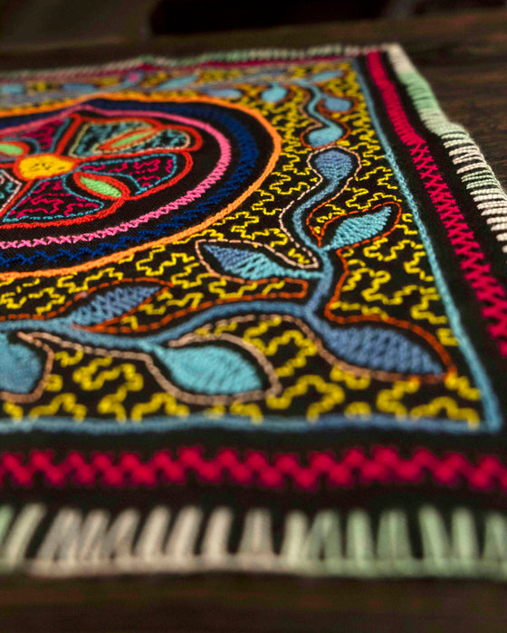 Hand-Embroidered Shipibo Altar Mat 37 cm