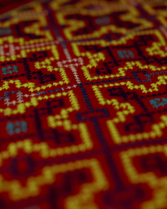 Hand-Embroidered Shipibo Altar Mat 46 cm