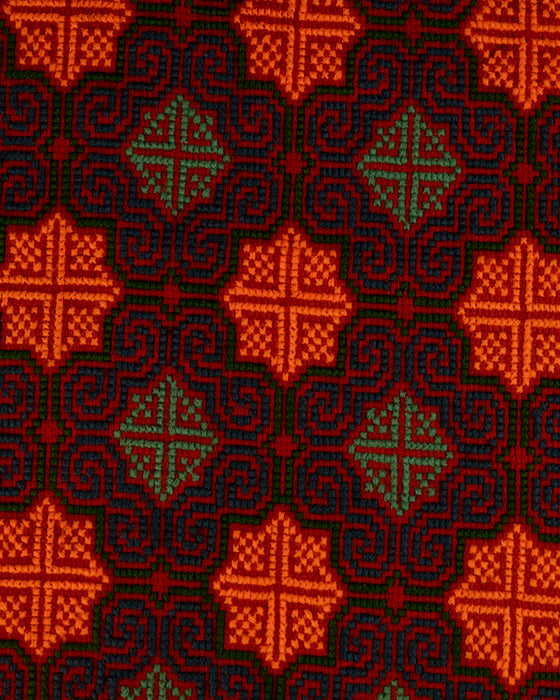 Hand-Embroidered Shipibo Altar Mat 44,5 cm