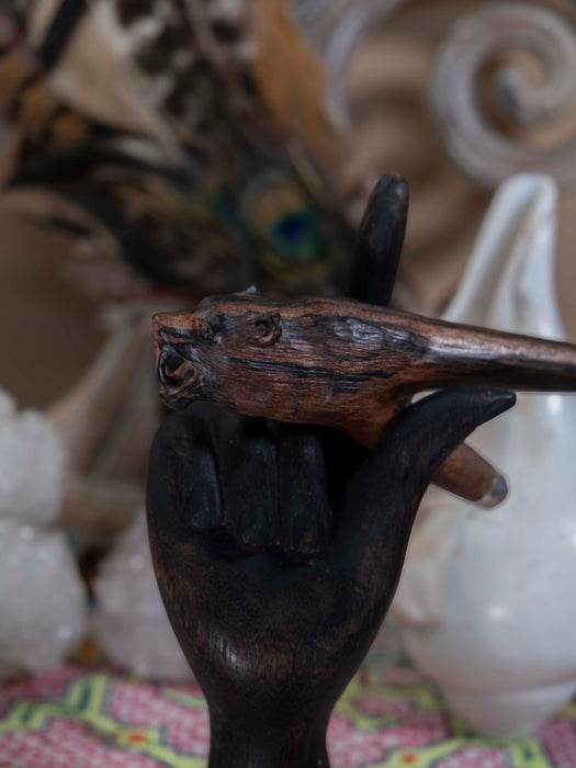Rosewood Bear Kuripe – Hand-Carved Rapé Self-Applicator Pipe for Ceremony