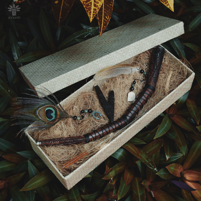 Elite Rosewood Set Tepi Kuripe Pipe promotes mindfulness and presence during your spiritual practices, enhancing your experience.