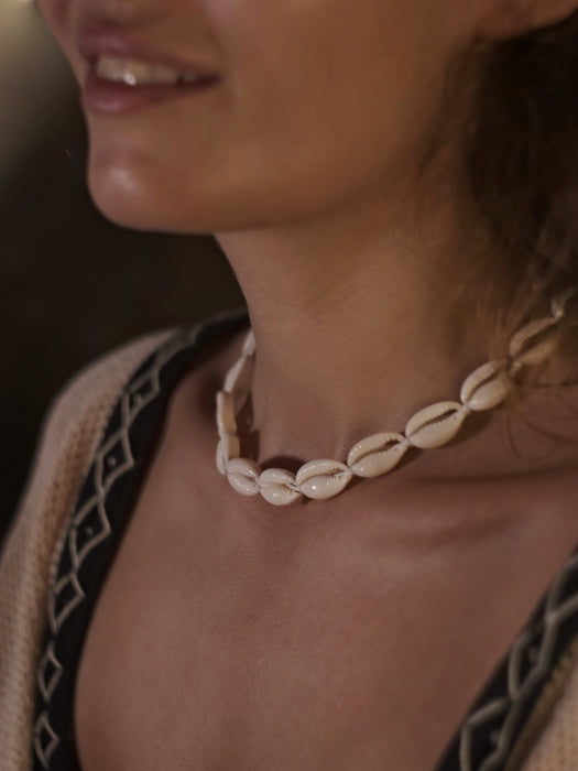 Shell choker “Spirit of Freedom”