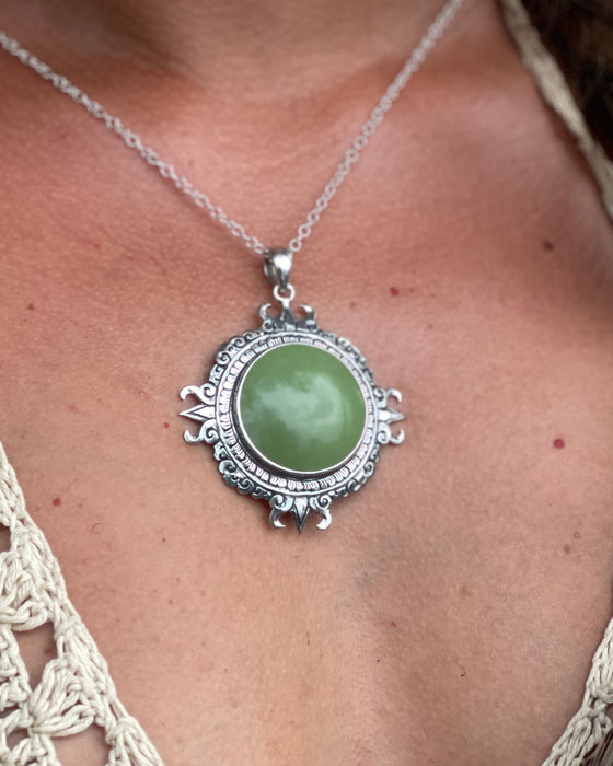 Ye Ming Zhu Pendant