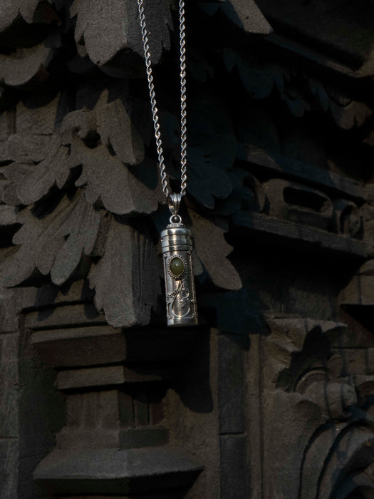 Silver Powder Bottle Amulet with Yumindzhu Stone