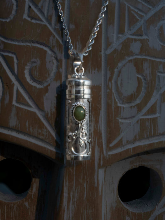 Silver Powder Bottle Amulet with Yumindzhu Stone