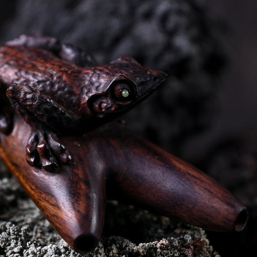 Wooden carved kuripe frog pipe, a high-quality shamanic applicator for hape snuff, combining art with herbal medicine in a unique handcrafted gift.