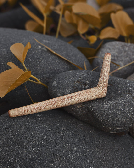 Timeless appeal of the Teakwood Rustic Whitewash Tepi, a perfect addition to any spiritual collection.