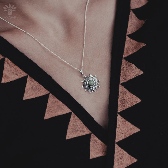 Unique Ye Ming Zhu pendant amulet, a meaningful accessory that adds depth to your jewelry collection.