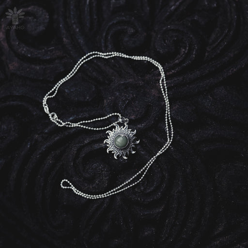 Elegant Ye Ming Zhu pendant amulet, combining beauty and meaning, ideal for everyday wear or special occasions.