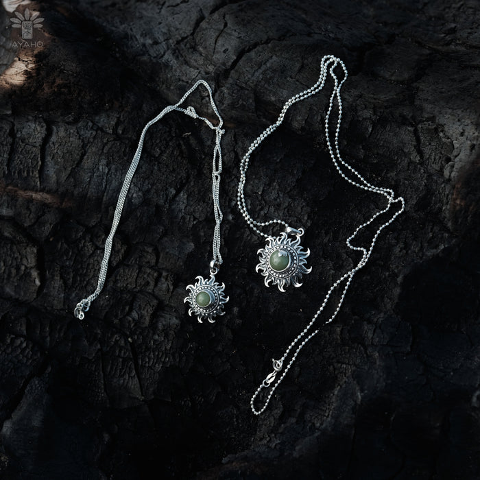 Thoughtful Ye Ming Zhu pendant amulet, an ideal gift for friends and family seeking protection and good fortune.