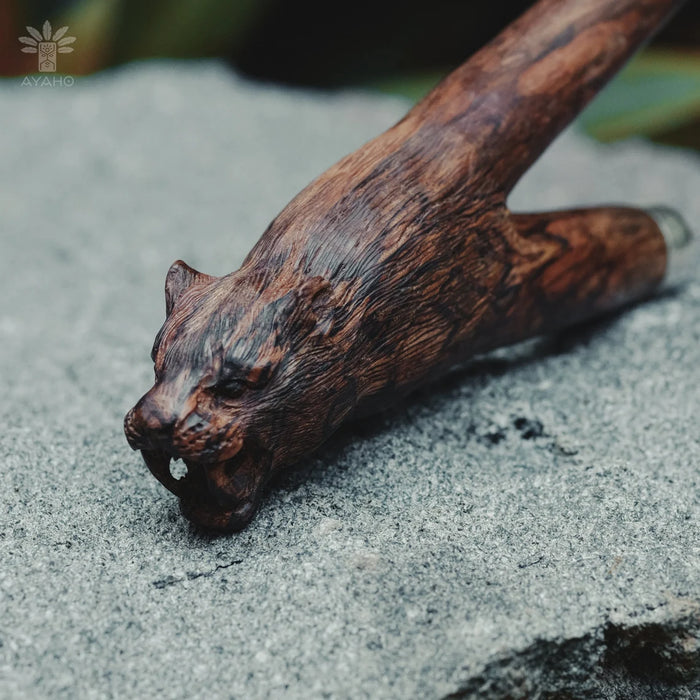 Jaguar Kuripe Pipe: Rosewood Hape Snuff Applicator