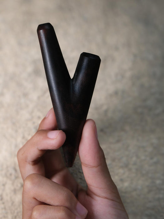 Classic Rosewood Kuripé – Handmade Rapé Applicator