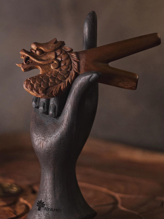 Teakwood Dragon Kuripe