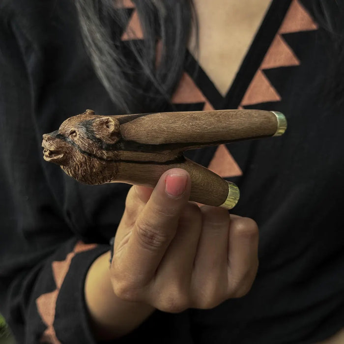 Rosewood Bear Kuripé with Silver Cup