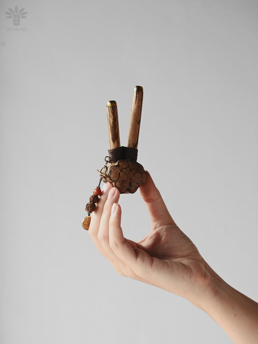 BANIAN wood Kuripe with bronze cups