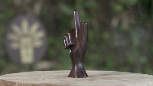 Hand-Shaped Kuripe Pipe 3D - Spiritual Journey Essential